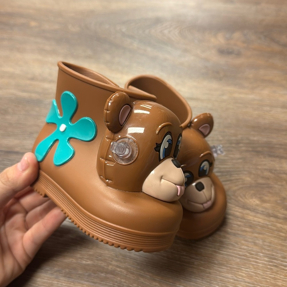Mini Melissa boots